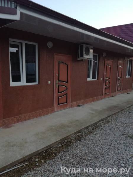 . Гостевой двор в п. Приморское. Новый Афон