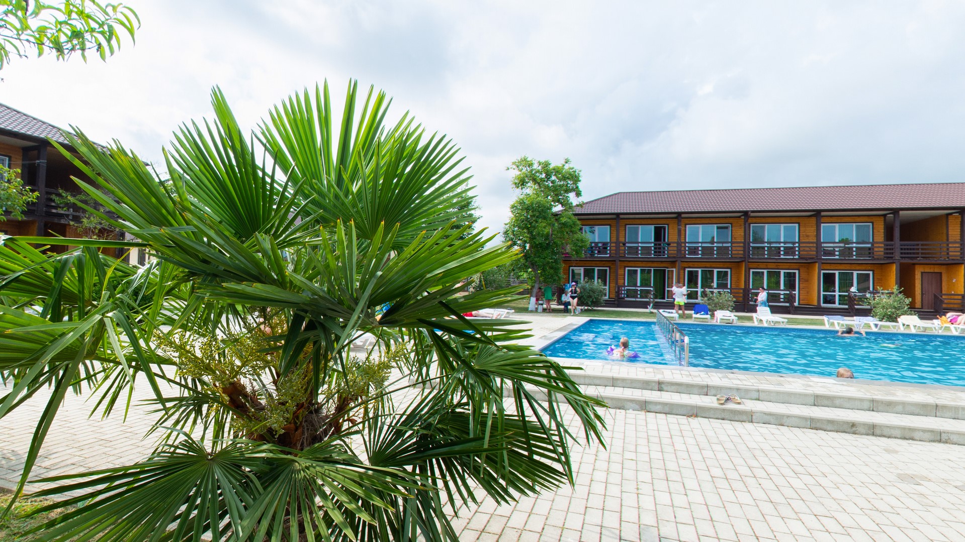 . Отель "Эко-Папа". Гудаута