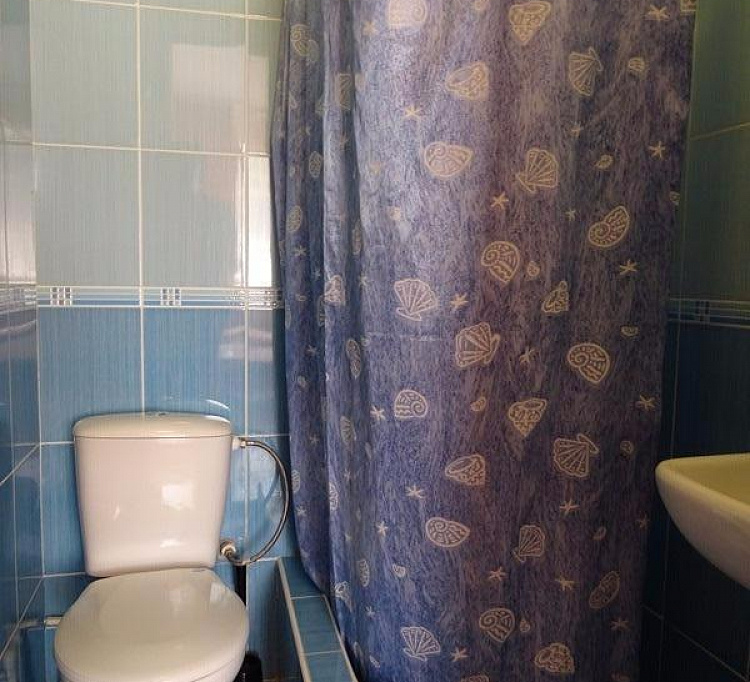 4-х местный Комфорт. Гостевой дом "Коллективная 16/а". Ейск