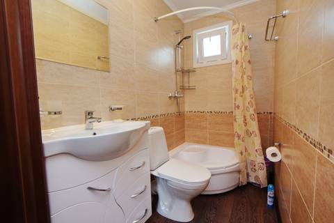 4х местный двухкомнатный семейный. Гостевой дом Twin-tower. Архипо-Осиповка