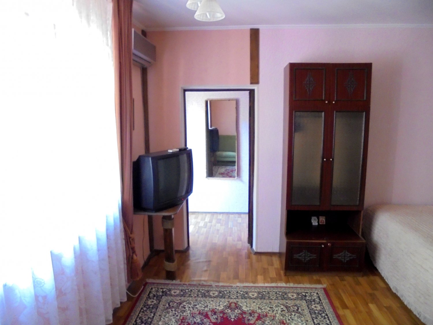 . Дом под ключ  Домик для семейного отдыха на 2-4 человека.. Феодосия