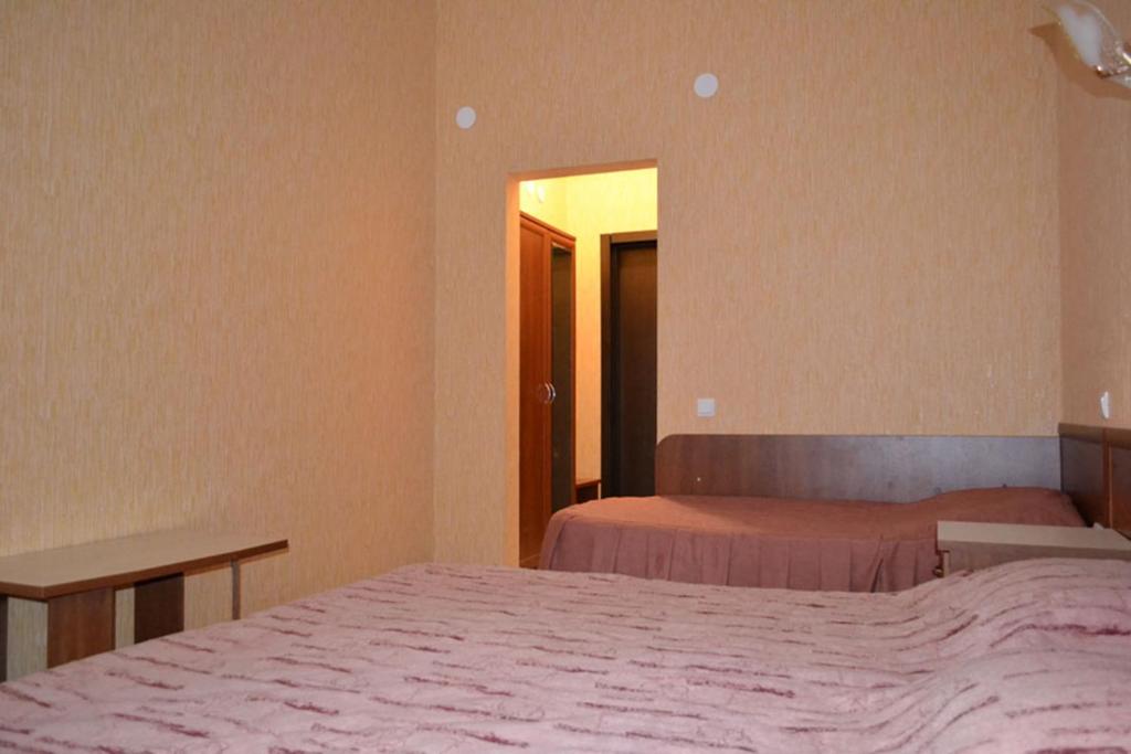 Двухместный номер. Отель "Оливия". Витязево Двухместный номер. Отель "Оливия". Витязево