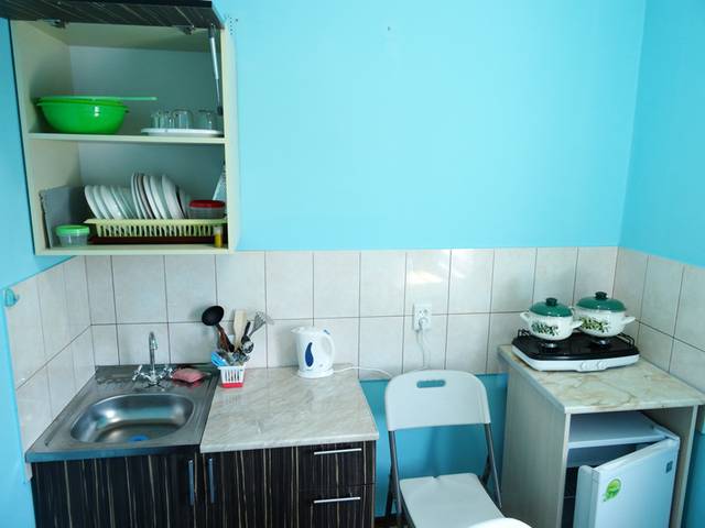 Гостевой дом «Квартирки у моря» (кухня в номере)