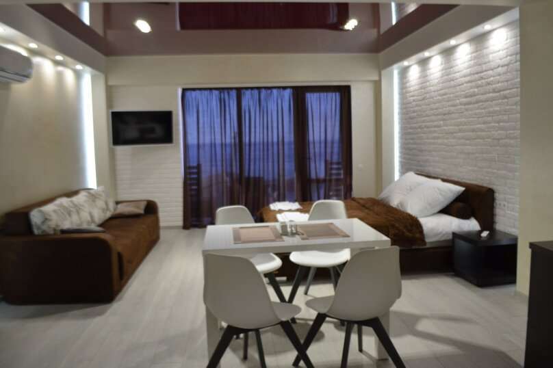 . Гостевой дом "Визит". Ялта