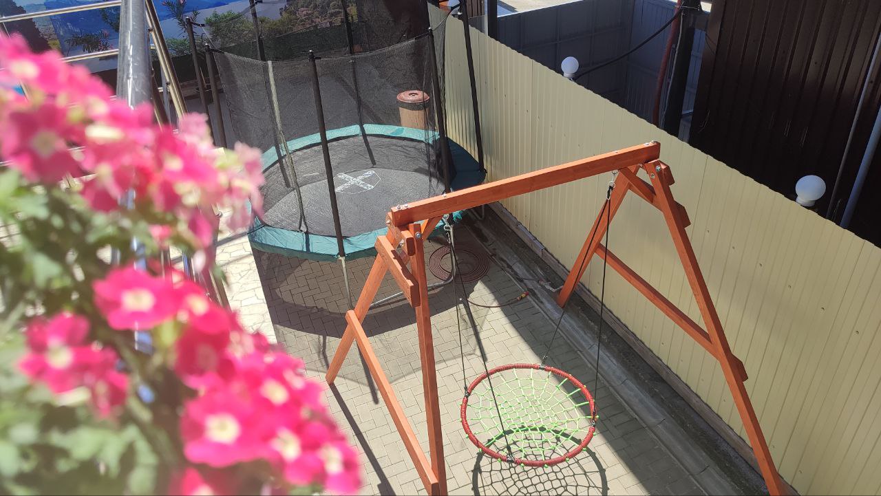 . Гостевой дом "Айсберг". Вардане . Гостевой дом "Айсберг". Вардане