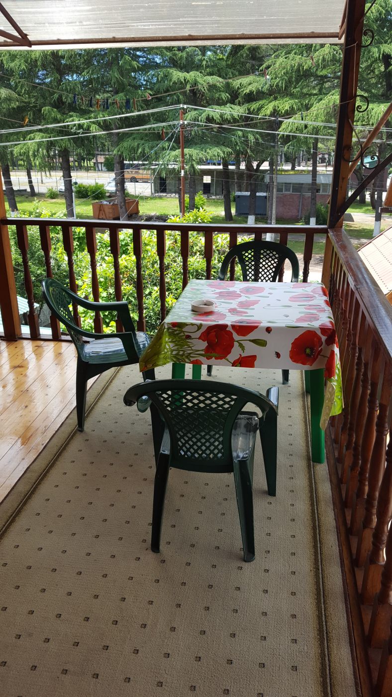 . Гостевой дом У Ирины. Пицунда