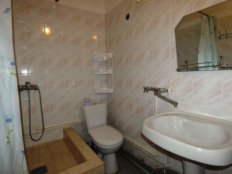 Со всеми удобствами и кондиционером 2х местный. Частный сектор "Виктория". Нижнее Джемете