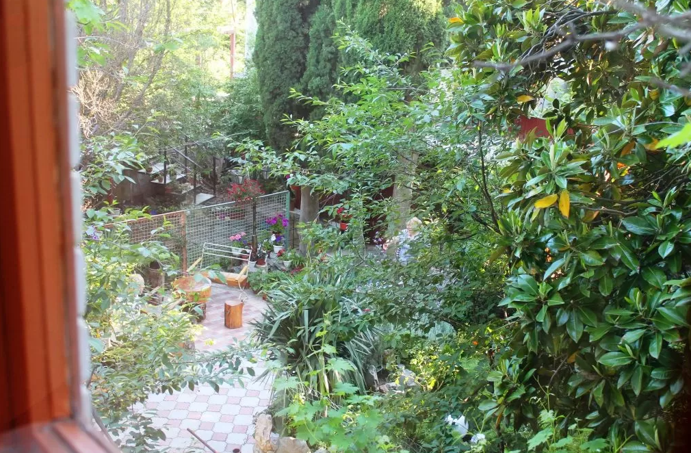 Стандарт комфорт. Гостевой дом «Радмир». Алупка