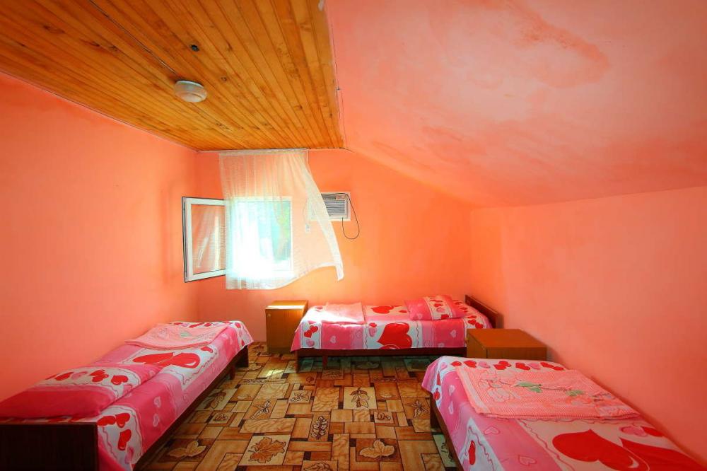 Бюджетный трехместный . Частный сектор "На Ореховой 58". Джубга Бюджетный трехместный . Частный сектор "На Ореховой 58". Джубга