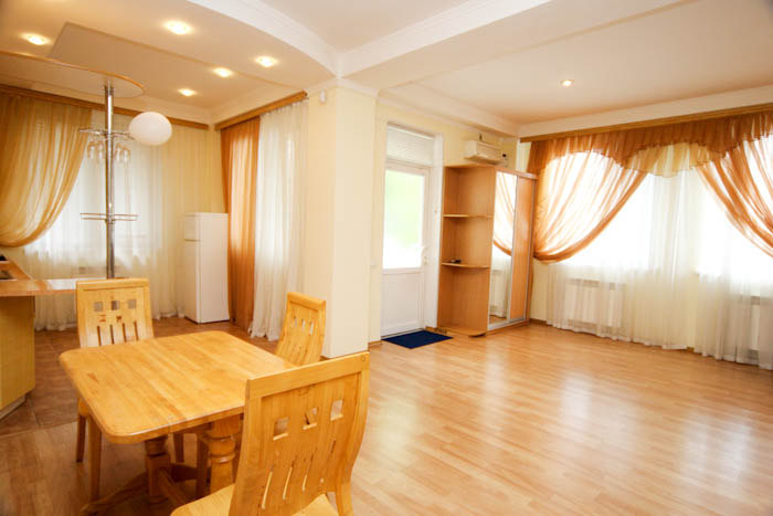 Апартаменты. Гостевой дом частный "Мид". Ялта