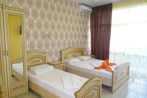 3-х местный «Стандарт». «Роберт и Оксана». Пицунда