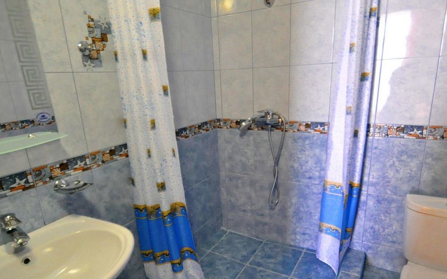 НОМЕР 2-х местный Полулюкс . Гостевой дом «У моря» Витязево. Витязево