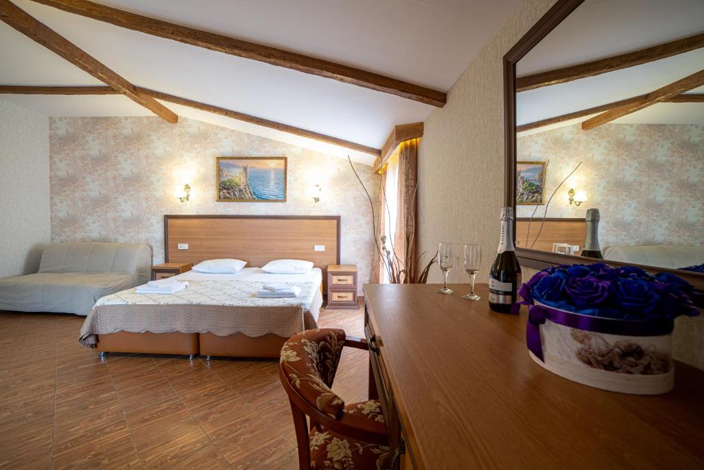 Люкс с 2 спальнями. Отель Атмосфера. Кабардинка