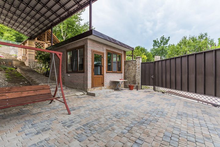 . Гостевой дом 《 Замок Рауля 》. Лермонтово