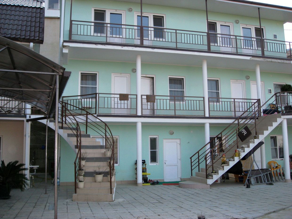 . Отель "Приза". Лоо