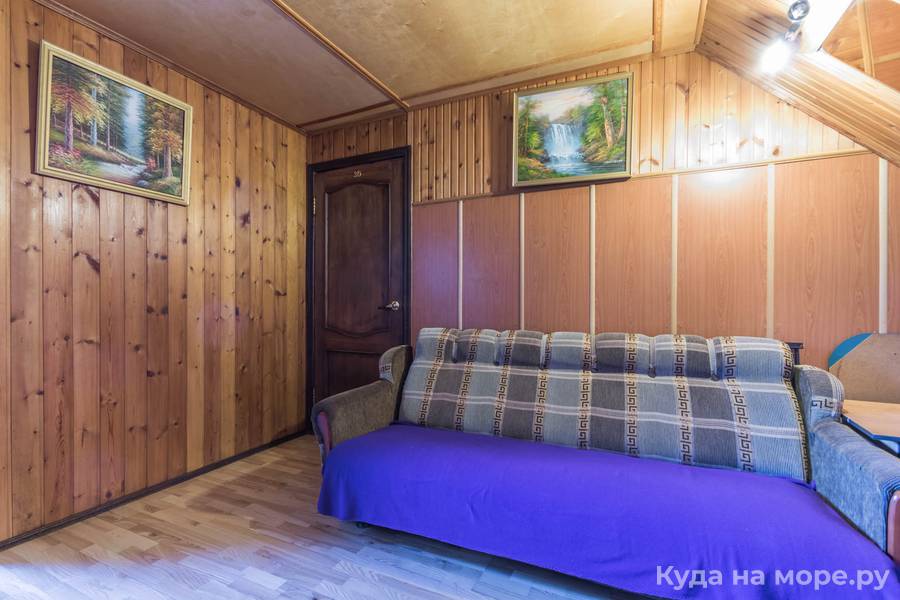 № 33 Полулюкс мансардный 3-х местный. Гостевой дом «Фламинго». Архипо-Осиповка № 33 Полулюкс мансардный 3-х местный. Гостевой дом «Фламинго». Архипо-Осиповка