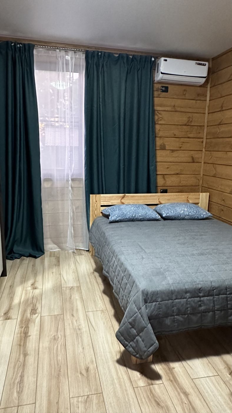 . Лилия. Гудаута . Лилия. Гудаута