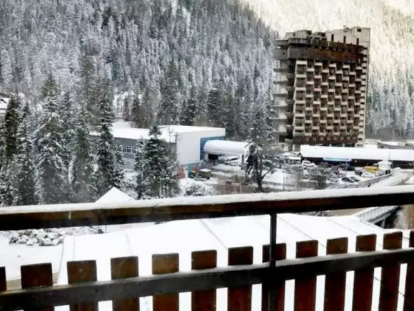 2-местный (3, 4, 5, 6 этаж). Гостиница «Домбай». Домбай-гостиницы