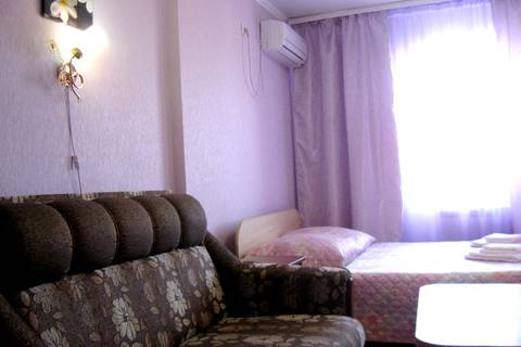 «Полулюкс» № 5. Гостевой дом «На Николаевской 25». Ейск «Полулюкс» № 5. Гостевой дом «На Николаевской 25». Ейск