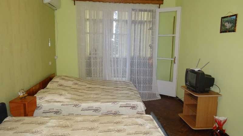 . Квартира в многоквартирном доме Ардзинба 9, кв. 2. Новый Афон