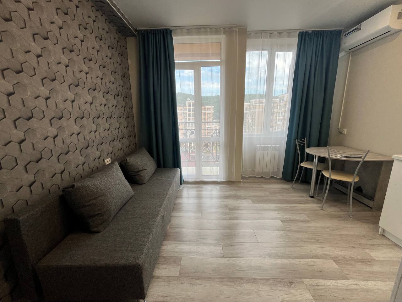 . Студия на 8 этаже. Лазаревское