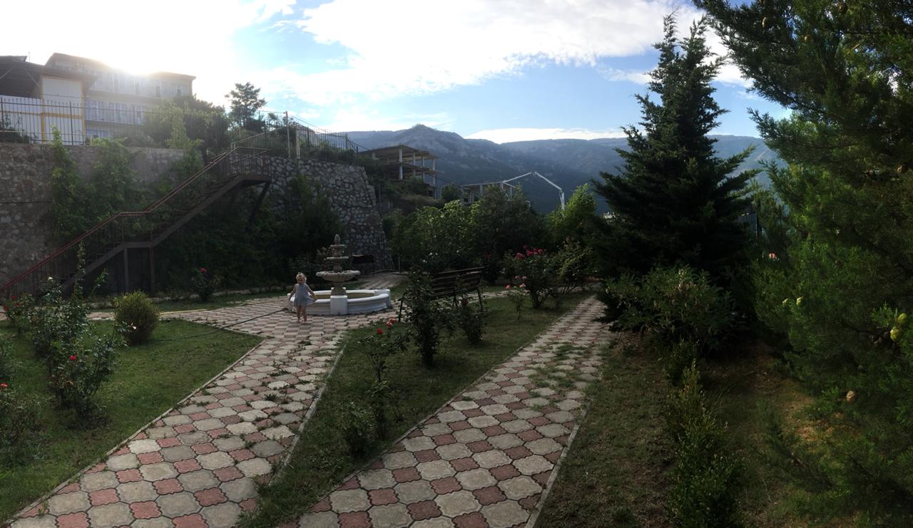 . Гостевой дом УютПлюс-Ялта. Ялта