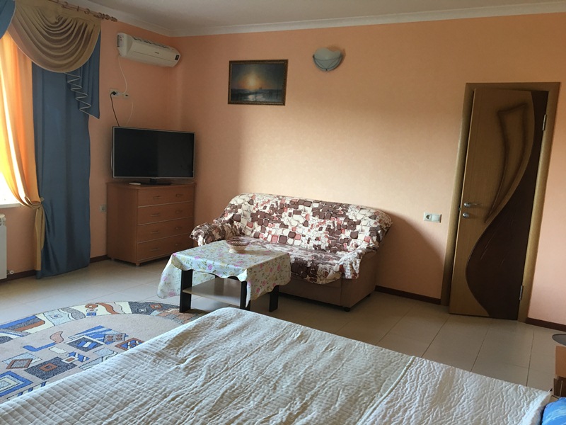 2х-комнатный. Гостевой дом &quot;Сафари&quot; гостевой дом . За Родину