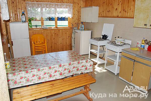 . Гостевой дом На Приморском . Голубицкая