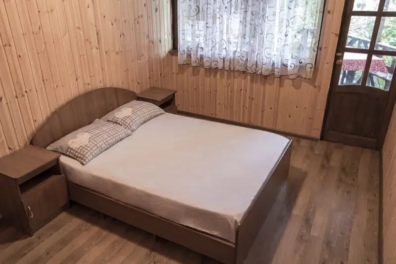 Семёновский дом на 4−6 человек. Частный сектор "Новые горизонты в Сосновом бору" . Чемитоквадже