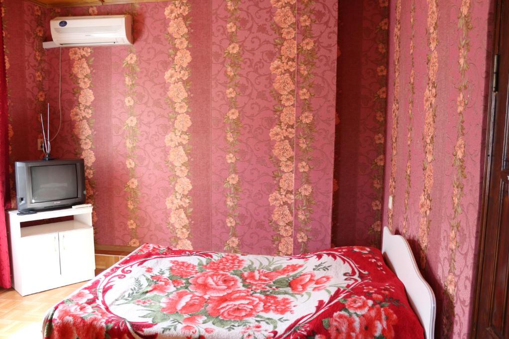 ШЕСТИМЕСТНЫЙ. Гостевой дом "Сибирячка". Ольгинка