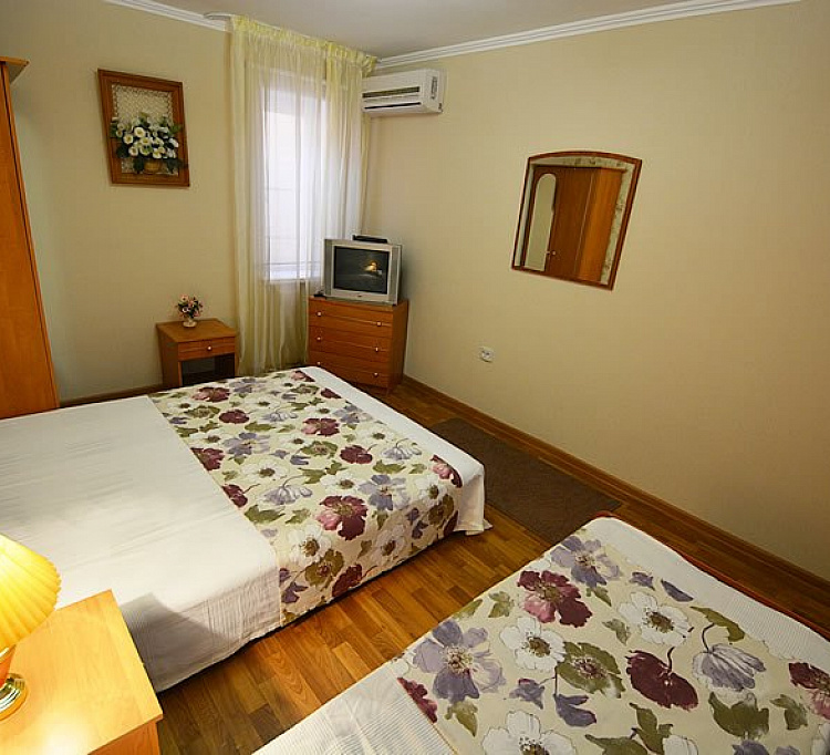 Стандарт. Частный сектор Посейдон. Голубицкая