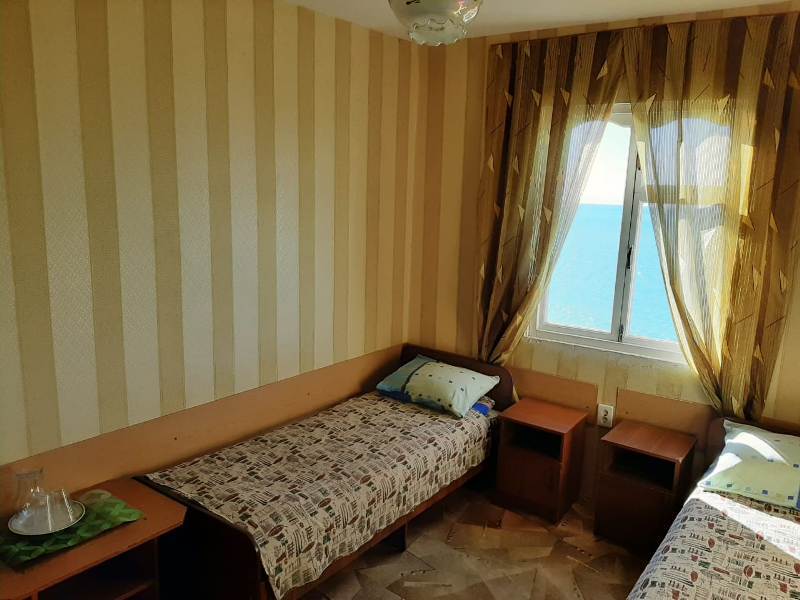 . Отель Дача художников. Гагра