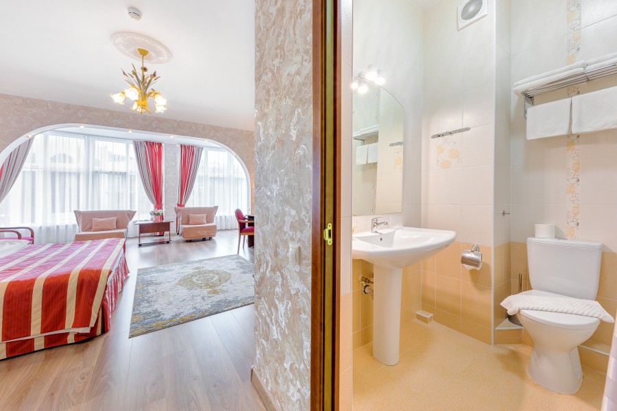 Семейный Люкс. Отель "Богема Премиум". Геленджик