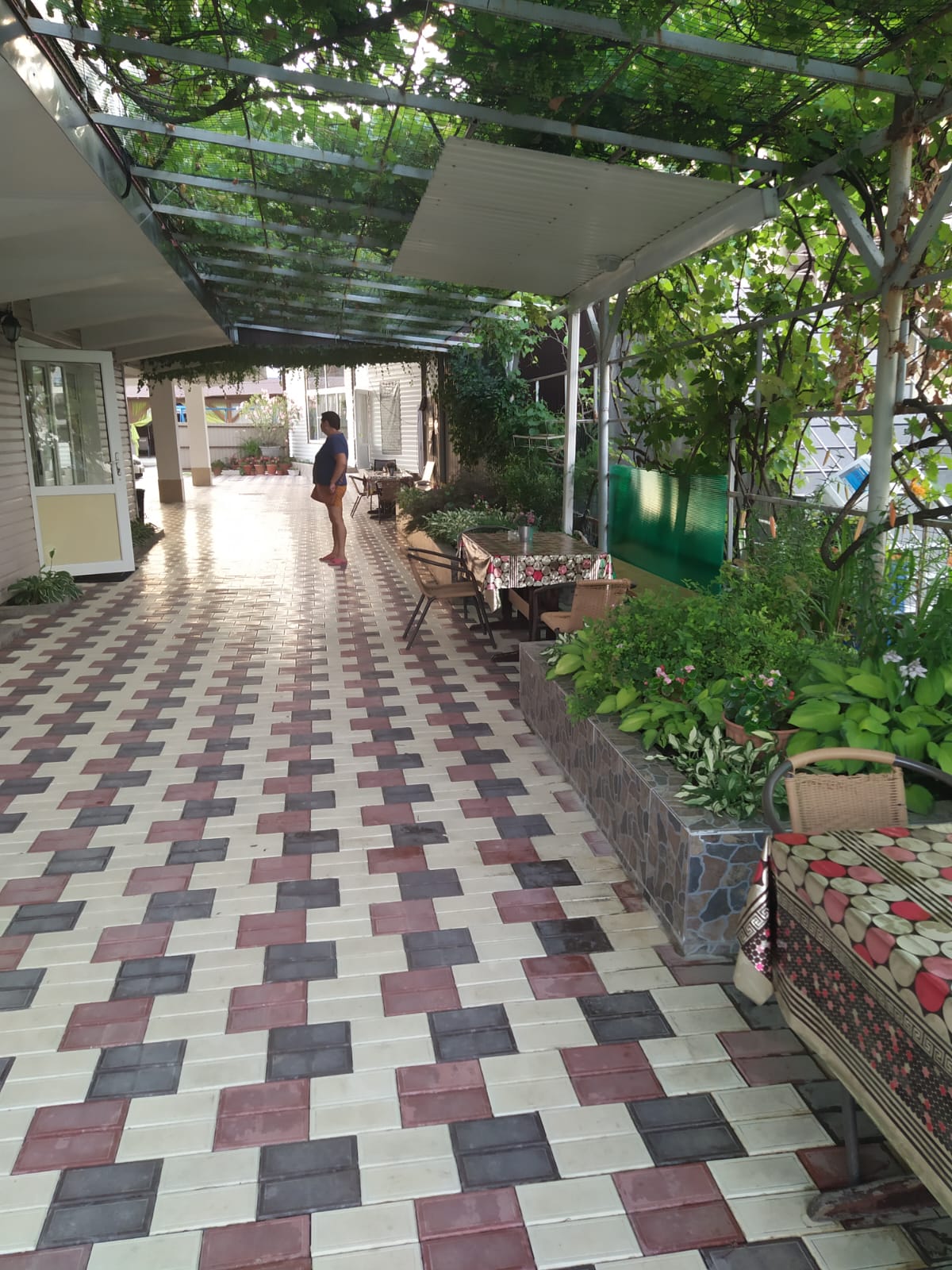 . Гостиница "Эдем". Лермонтово