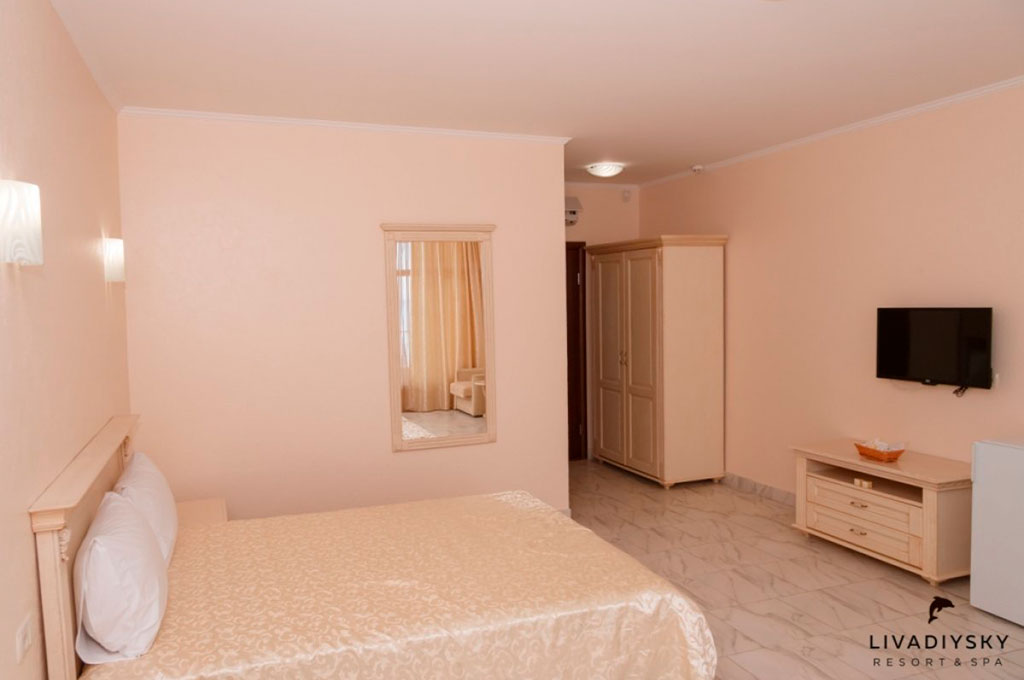 Комфорт «Азор». Арт-отель «Азор». Ливадия