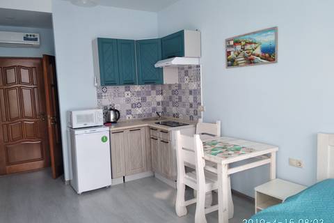 Улучшенные апартаменты (Двухместный, вид на море). Эллинг «Берег». Алупка