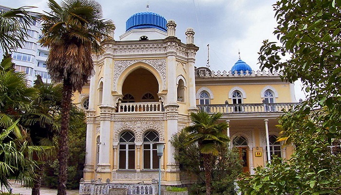 Дворец эмира Бухарского. Фото взято с сайта: https://gidcrima.ru/