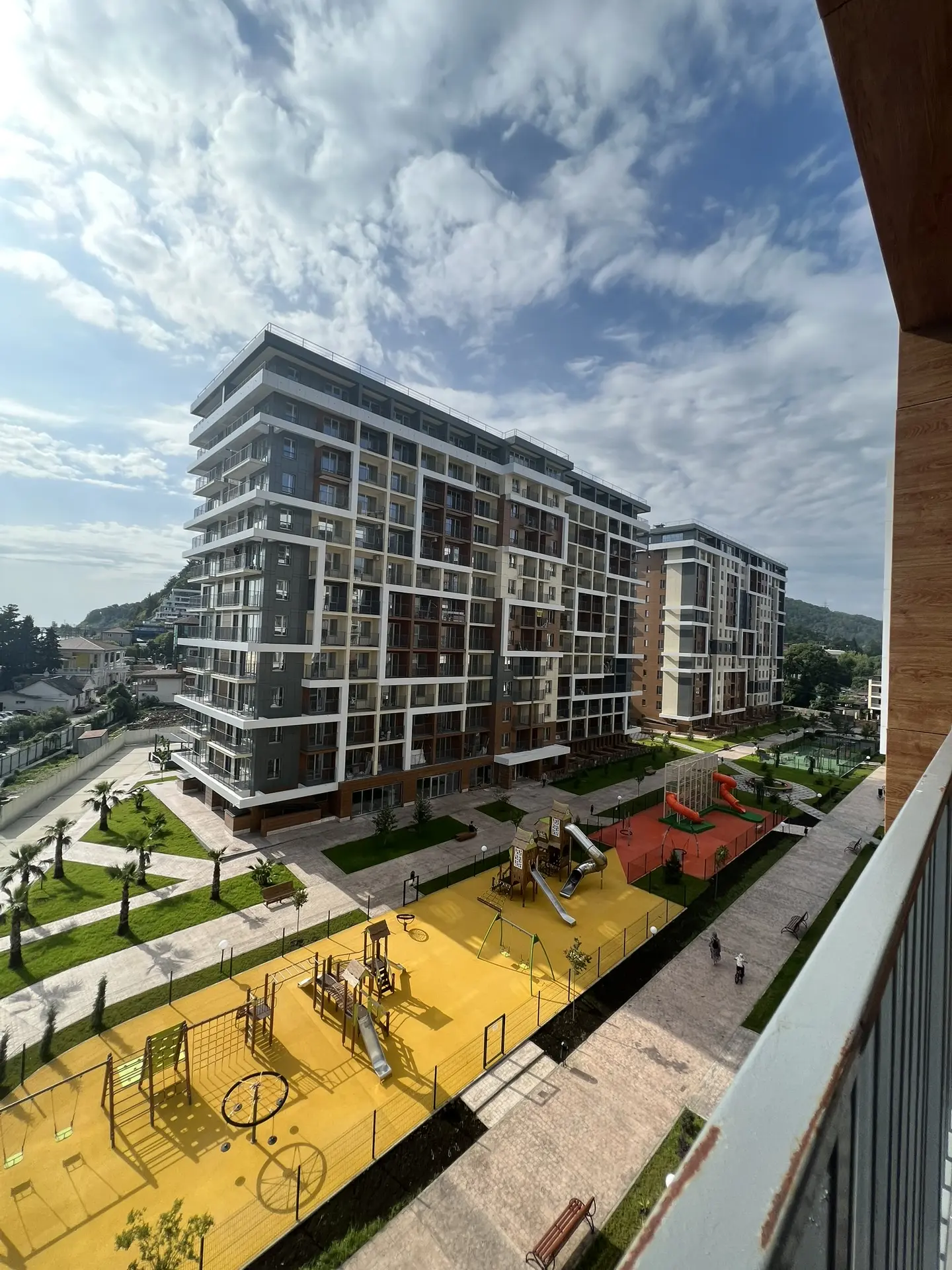 . Квартира в многоквартирном доме Уюрный апартамент на первой береговой. Дагомыс