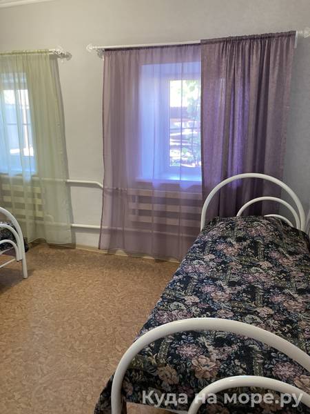 3-х местный номер с террасой. Гостевой дом "Кот и овсянка". Тамань