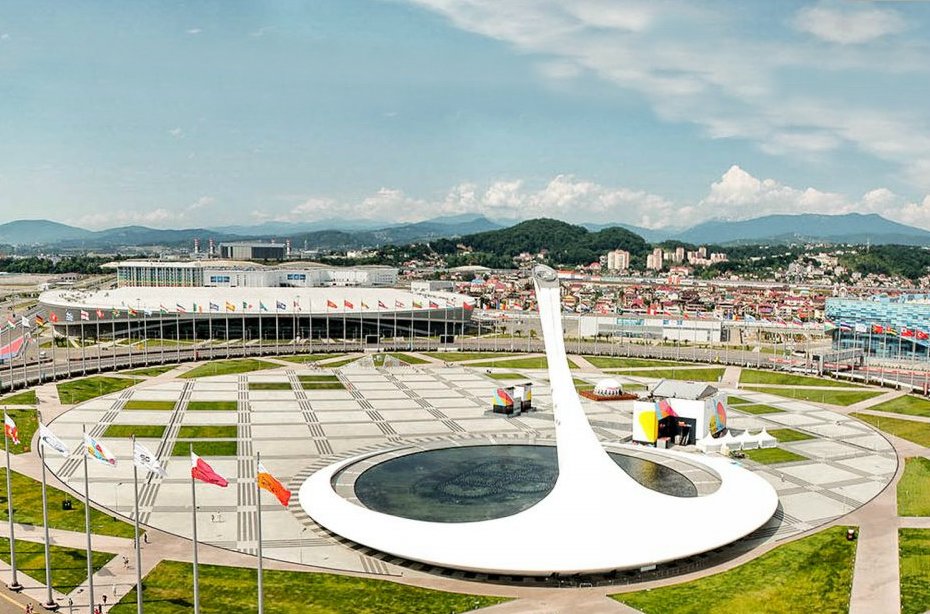 Фотография поющего фонтана в Олимпийском парке взята с официального сайта парка: олимпийский-парк.рф
