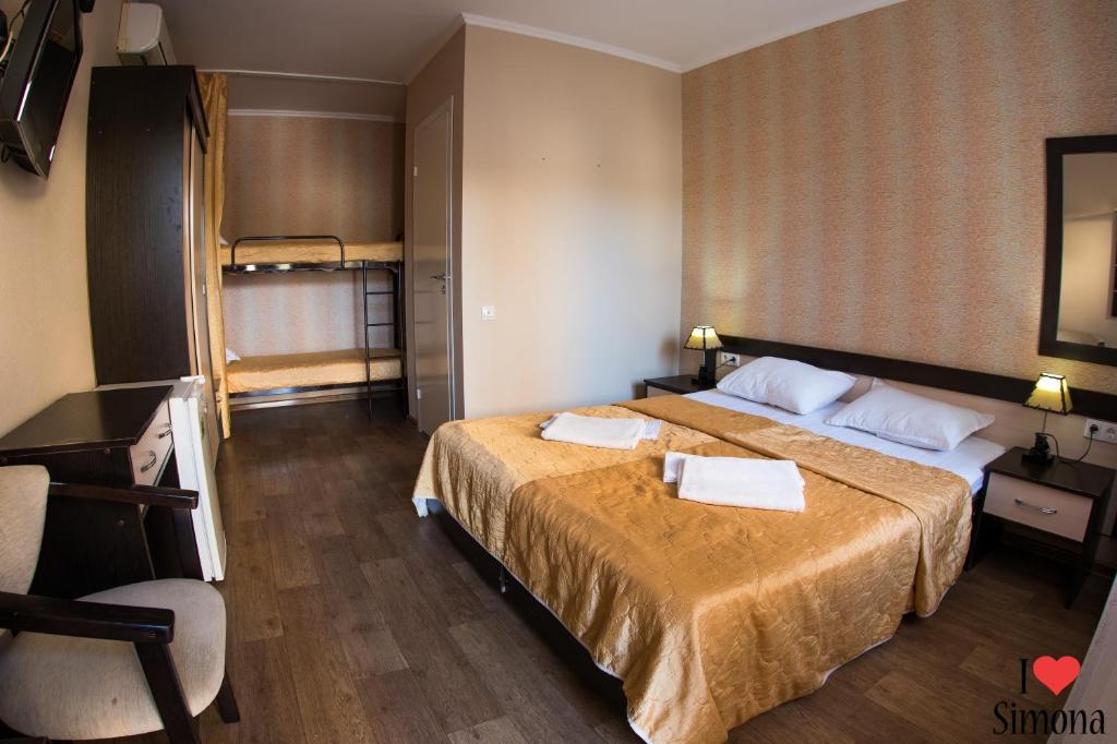 4-х местный номер. Гостевой дом "Симона". Витязево