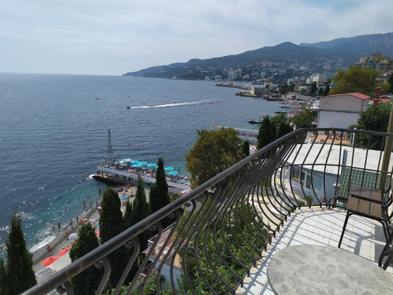 . Частный гостевой дом На Дражинского. Ялта