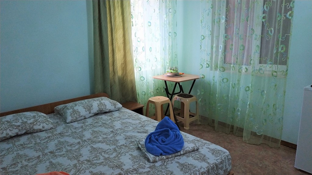 1-местный номер Стандарт без балкона. Гостиница Лагуна. Крым - частный сектор
