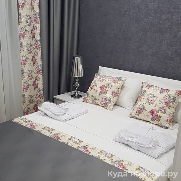 Апартаменты . Квартира в многоквартирном доме «Royal Residence Bon Voyage». Адлер