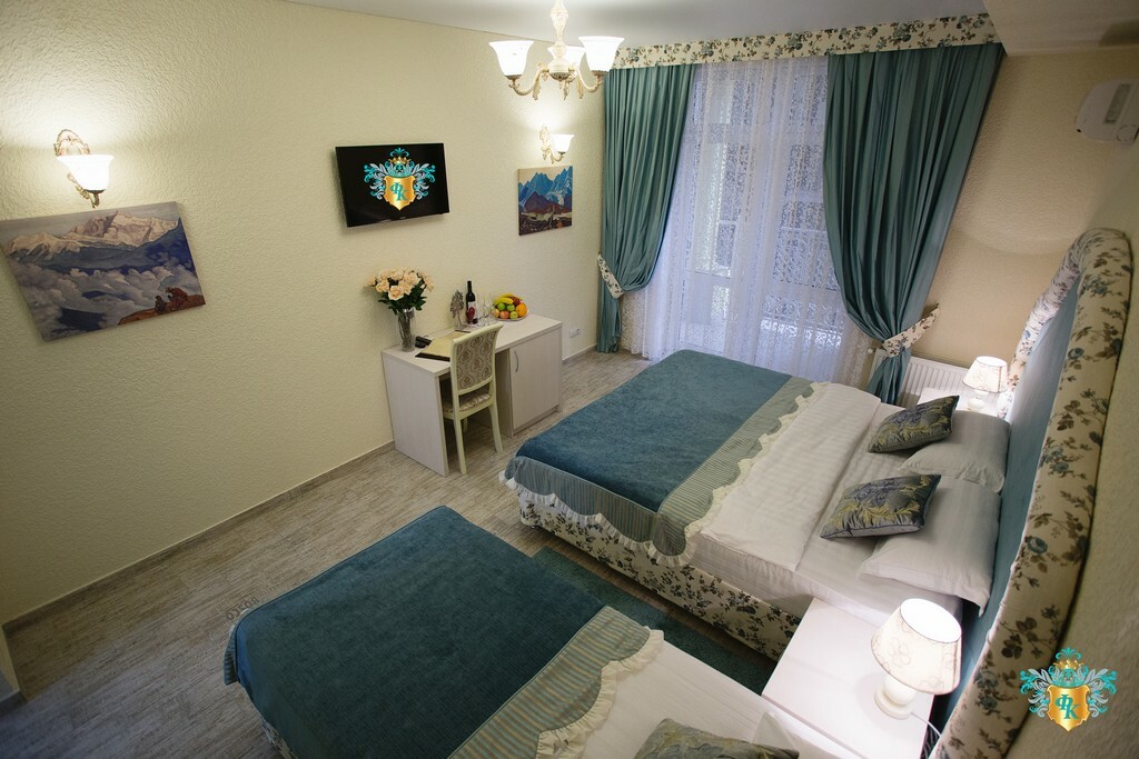 3-х местный Стандарт. Отель "Французский квартал". Витязево