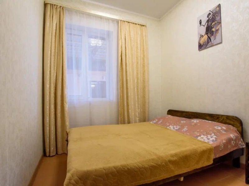 2х-комнатная квартира. Частный сектор Гочуа 7 . Квартиры в Пицунде