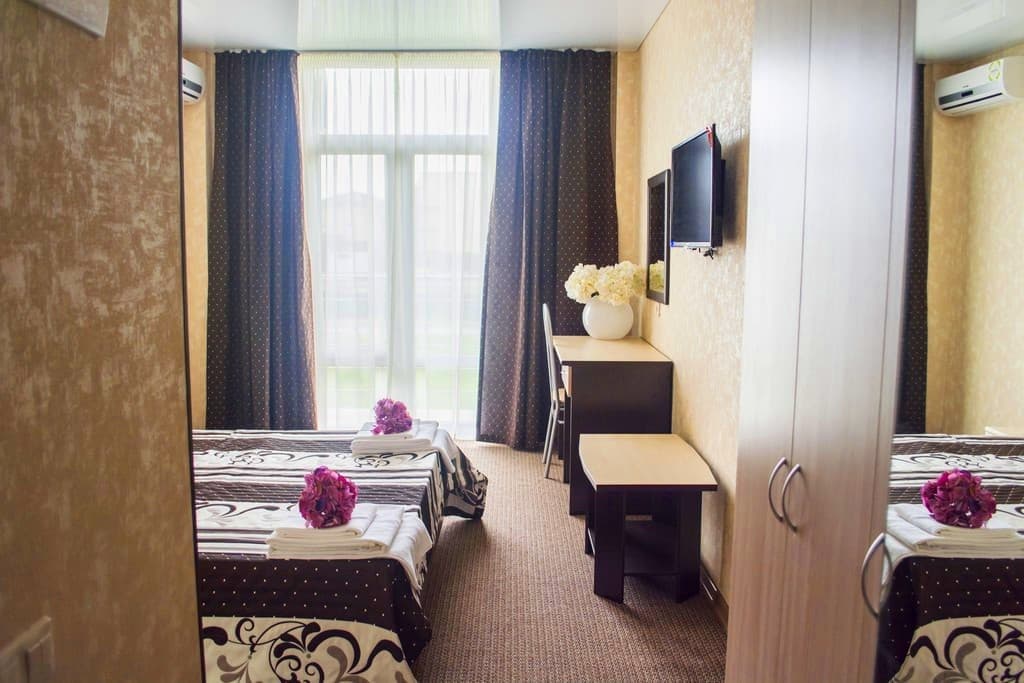 Семейный 2-х комнатный номер. Отель «Акварель» - Витязево. Витязево