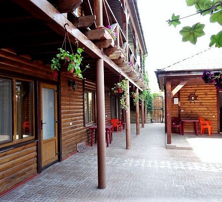 . Гостевой дом "Алиса" Саки. Саки