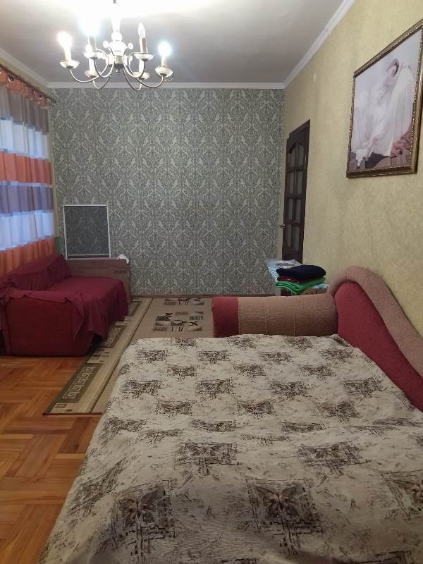 . Квартира в многоквартирном доме Агрба 2 кв 67. Пицунда