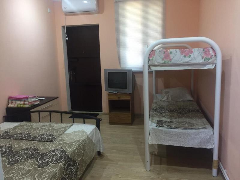 . Гостевой дом "Семейный" - Должанская. Должанская